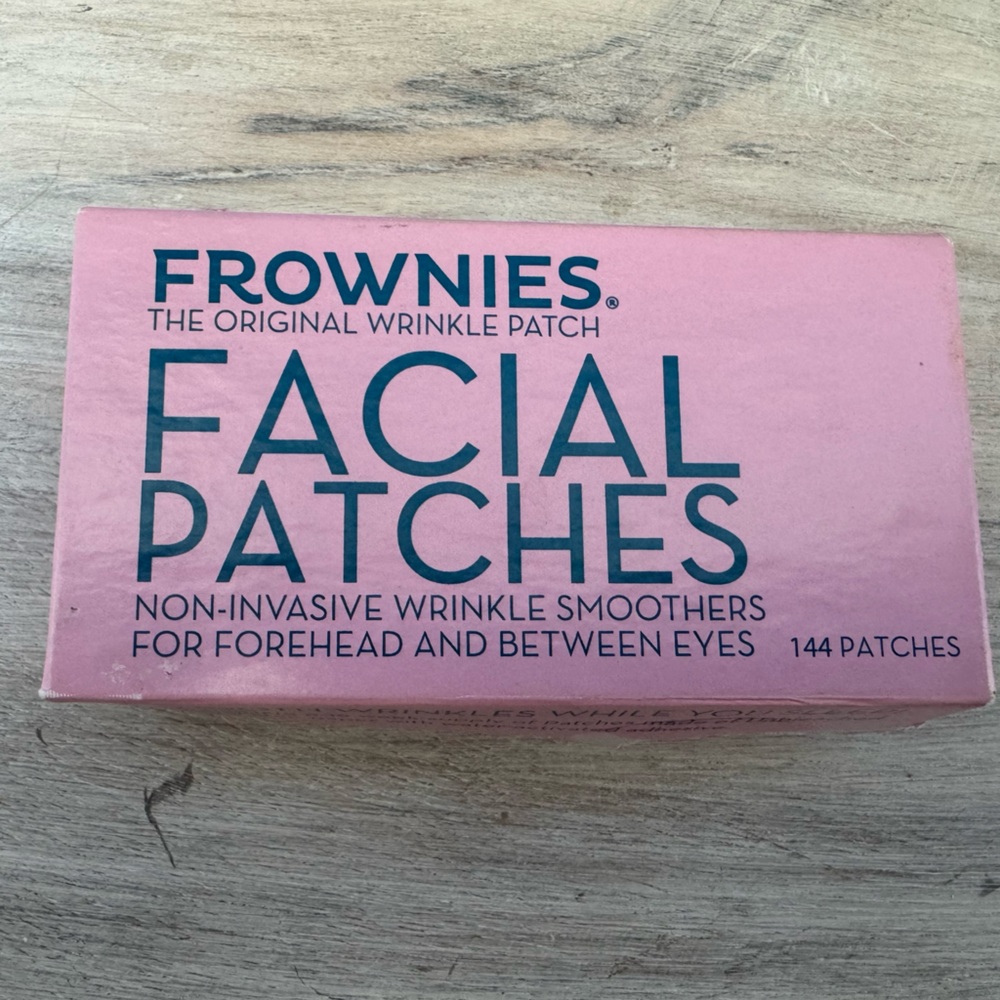 Frownies Facial Patches - 30 sheets, 120 patches